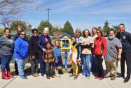 Kiwanis Club members, students, and faculty gather for the dedication of the new Little Community Library at Heritage School:  Racinda Beresford, Michelle Steinmann, Lety Corrales (President, Tri-Community Kiwanis) Diana Ford, Karen Frazier, Heritage Students
Maddix Martinez, Adelaide Adame, Laney Craft, Debbie Arbizu (Heritage Principal), Kendall Rowe (Builders Club President), Caelyn Brown (Builders Club Vice President, Carol Smith, Don Fish Jr.
and Ryan Holman (Snowline Superintendant) Photo credit: Leandra Moreno-Prince